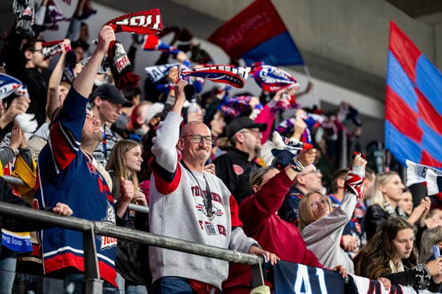 September 22, 2026 Ice Hockey Season 2026–2027 Penny DEL Nuremberg Ice Tigers Icetigers Adler Mannheim ThHa xthxhax cheering fans after a goal