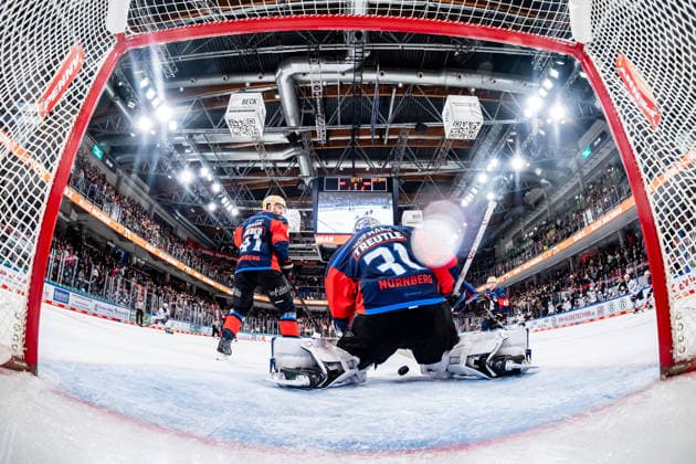 September 22, 2026, 2026–2027 Ice Hockey Season, Penny DEL, Nuremberg Ice Tigers, Icetigers, Adler Mannheim, ThHa xthxhax, Niklas Treutle 31, Nuremberg Ice Tigers, NIT, goal camera, Goalcam