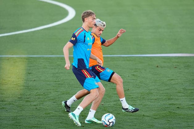 September 22, 2026, Las Rozas, Madrid, Spain: Dean Huijsen and Pedri Gonzalez during the training session of Spain Team ahead of the UEFA Nations League 2026 27 matches against England, Croatia and Czech Republic at Ciudad del Futbol on September 22, 2026, in Las Rozas, Madrid, Spain. Las Rozas Spain - ZUMAa181 20260922_zaa_a181_120 Copyright: xDennisxAgyemanx