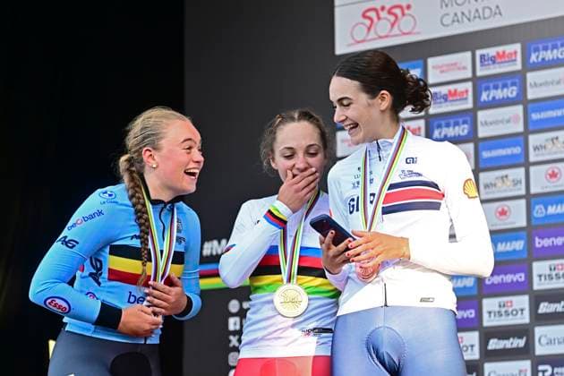 UCI 2026 Road World Championship, WM, Weltmeisterschaft Montreal 22 09 2026 MONTREAL, CANADA - SEPTEMBER 22 : silver medal Decruyenaere Yana (BEL), gold medal Okrucinska Maria (POL) and bronze medal Clay Aalia (GBR) pictured during the podium ceremony of the Women Junior Individual Time Trial of the 2026 UCI Road World Championships 93th edition an UCI World Championships cycling race of 10.7 km with start in Montreal and finish in Montreal on September 22, 2026 in Montreal, Canada, 22 09 2026 Montreal Canada  Copyright: xPeterxDexVoechtx