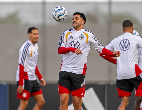 September 22, 2026, German National Soccer Team (DFB), training camp in Herzogenaurach, at ADIDAS’s home ground, ahead of the UEFA Nations League matches, Nadiem Amiri: Germany on the Ball