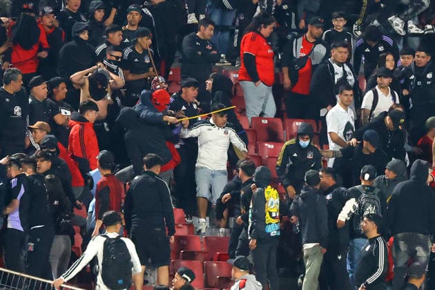 Futbol, Audax Italiano vs Colo Colo. Octavos de Final, Copa Chile 2026. Hinchas de Colo Colo son fotografiados durante el partido de ida de la Copa Chile contra Audax Italiano disputado en el estadio Nacional de Santiago, Chile. 22 09 2026 Jonnathan Oyarzun Photosport Football, Audax Italiano vs Colo Colo. Round of 16, 2026 Copa Chile Championship. Colo Colo™s fans are pictured during the first leg of Copa Chile Championship match against Audax Italiano at Nacional stadium in Santiago, Chile. 22 09 2026 Jonnathan Oyarzun Photosport Audax Italiano vs Colo Colo, Copa Chile 2026 