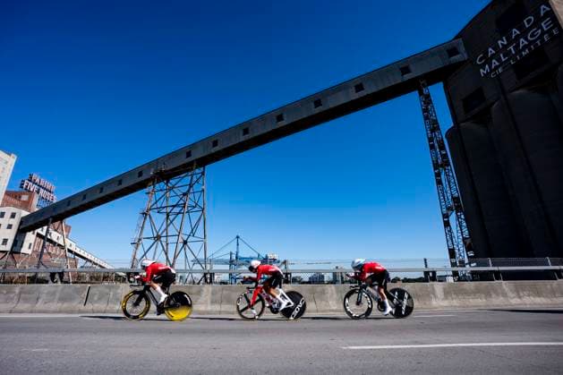 September 22, 2026, Montreal, Pq, CANADA: Canadian women cyclists, from left, Alison Jackson, Nadia Gontova and Olivia Baril race in the mixed relay time trials at the UCI Road World Championships cycling event in Montreal, on Tuesday, Sept. 22, 2026. Canada News - September 22, 2026 - ZUMAc35_ 20260922_zaf_c35_125 Copyright: xChristopherxKatsarovx