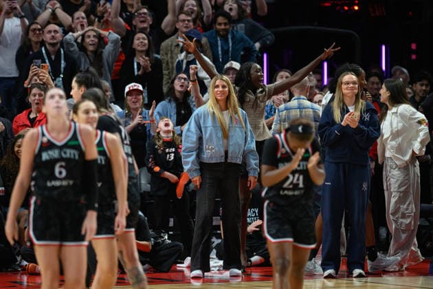 Portland, Oregon - September 22nd: Sarah Ashlee Barker of Portland Fire and Luisa Geiselsoder of Portland Fire celebrate Carla Leite of Portland Fire big shot to win the game during the Womens National Basketball Association game between Portland Fire and Golden State Valkyries at Moda Center on September 22nd, 2026 in Portland, Oregon. Copyright: xDanteyxBuitureidax xSPPx Sportspressphoto_SPR237529