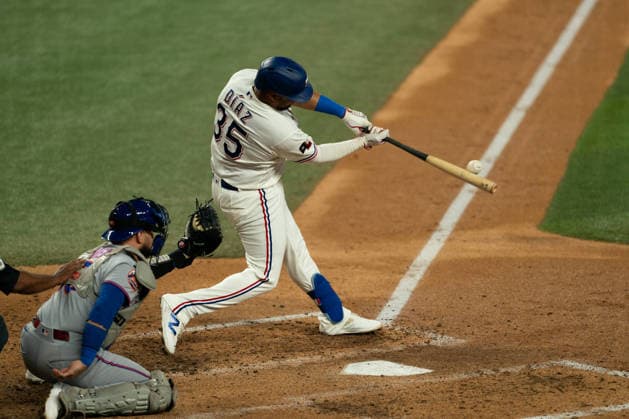 New York Mets Vs Texas Rangers - September 22, 2026 Elias Diaz of the Texas Rangers swings at a pitch during the game between the New York Mets and Texas Rangers at Globe Life Field in Arlington, Texas, on September 22, 2026. Arlington Texas United States  Copyright: xSethxGarberx originalFilename:garber-newyorkm260922_np7I9.jpg