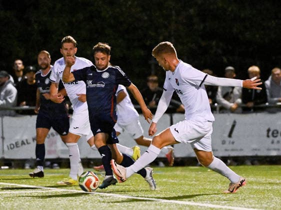 September 22, 2026, xpsx, Soccer: Hessen Cup Round of 16, Germania Dörnigheim vs. TSV Steinbach Haiger; from left: Emanuel Becker (Dörnigheim), Ertan Hajdaraj (Steinbach Maintal), Hessen, Germany, DEU