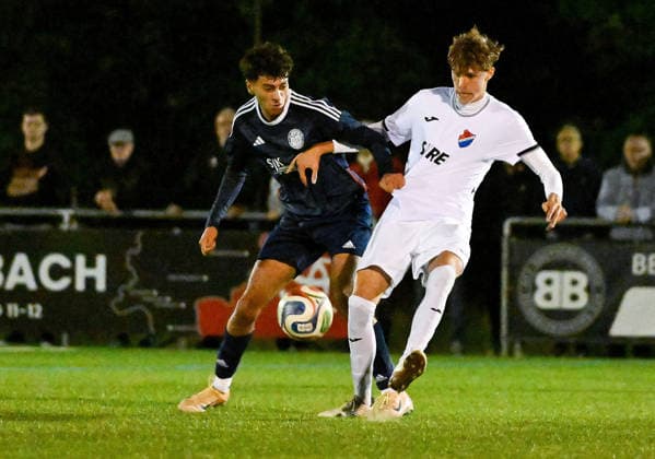 September 22, 2026, xpsx, Hessen Cup Round of 16, Germania Dörnigheim vs. TSV Steinbach Haiger; from left: Anas Charkaoui (Dörnigheim), Levin Müller (Steinbach Maintal), Hessen, Germany, DEU