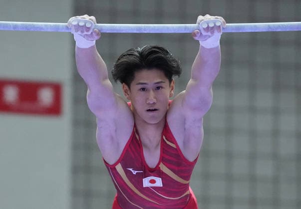 (260923) -- NAGOYA, Sept. 23, 2026 -- Hashimoto Daiki of team Japan competes during the horizontal bar competition of men s team final of Artistic Gymnastics at the 20th Asian Games Aichi-Nagoya 2026 in Nagoya, Japan, Sept. 23, 2026. ) (SP)JAPAN-NAGOYA-ASIAN GAMES-ARTISTIC GYMNASTICS-MEN S TEAM FINAL JiaxYuchen 