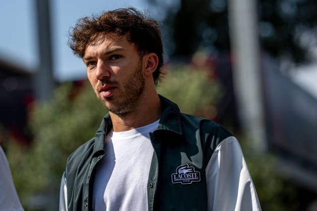 BAKU, AZERBAIJAN: Pierre Gasly, racing for the Alpine team during the 2026 Formula 1 Azerbaijan Grand Prix at the Baku City Circuit in Baku, Azerbaijan