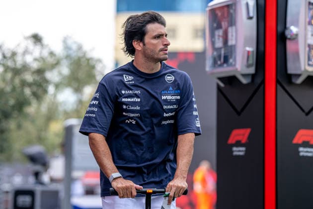 BAKU, AZERBAIJAN: Carlos Sainz, racing for the Williams Racing team during the 2026 Formula 1 Azerbaijan Grand Prix at the Baku City Circuit in Baku, Azerbaijan
