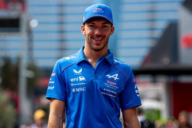 BAKU, AZERBAIJAN: Pierre Gasly, racing for the Alpine team during the 2026 Formula 1 Azerbaijan Grand Prix at the Baku City Circuit in Baku, Azerbaijan