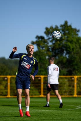 September 23, 2026: Lucas Bergvall of the Swedish men s national soccer team at a training session on September 23, 2026 in Stockholm. Photo by Jesper Zerman, BILDBYRAN, code JZ JZ0756: soccer, football, Fotball, Nations League, UEFA Nations League, practice, training, Sweden, Sweden A, bbeng Copyright: JESPERxZERMAN BB260923JZ002