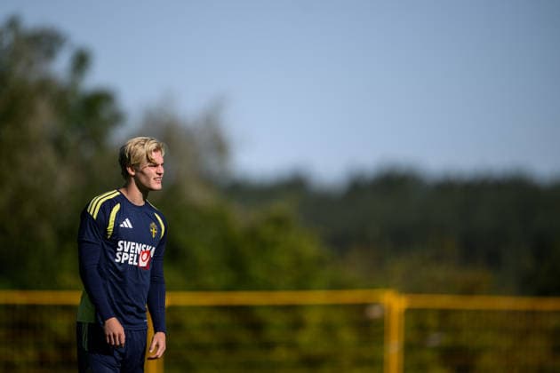 September 23, 2026: Lucas Bergvall of the Swedish men s national soccer team at a training session on September 23, 2026 in Stockholm. Photo by Jesper Zerman, BILDBYRAN, code JZ JZ0756. soccer, football, fotball, Nations League, UEFA Nations League, practice, training, Sweden, Sweden A, bbeng Copyright: JESPERxZERMAN BB260923JZ012