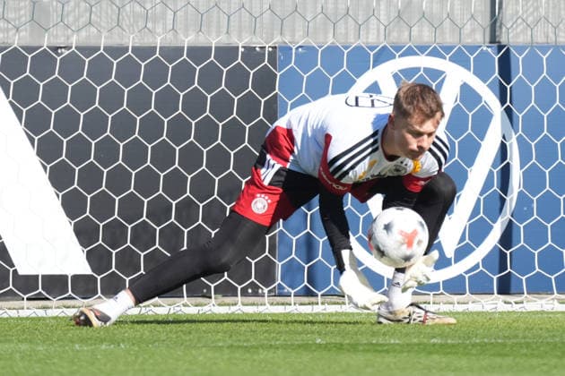 Goalie Finn Dahmen, Germany, HerzoBase, September 23, 2026, German National Team, Nations League, Final Training Session, Home Ground, HerzoBase, World of Adidas, Herzogenaurach