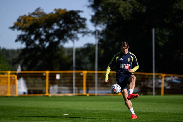 September 23, 2026: Elliot Stroud of the Swedish men’s national soccer team at a training session on September 23, 2026 in Stockholm. Photo by Jesper Zerman. BILDBYRAN code JZ JZ0756. soccer, football, fotball, Nations League, UEFA Nations League, training, practice, Sweden, Sweden A, bbeng  Copyright: JESPERxZERMAN BB260923JZ017