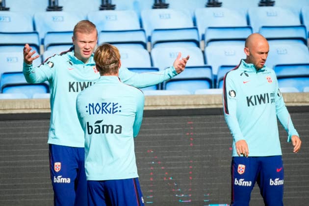 The Norwegian men s national soccer team trains at Ullevaal, Oslo, September 23, 2026. Training session with the Norwegian men s national soccer team at Ullevaal Stadium, in preparation for the Nations League matches against Denmark, Portugal, and Wales. Photo: Heiko Junge, NTB, Oslo, Norway. EDITORIAL USE ONLY. RESTRICTED USE FOR BETTING COMPANIES.  Copyright: xHeikoxJungex xNTBx