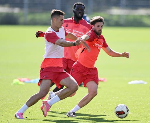September 23, 2026, xophax, Soccer, Bundesliga 1, Bayer 04 Leverkusen training during the international break; from left to right: Patrick Schick, Victor Boniface, Jonas Hofmann—all of Bayer 04 Leverkusen