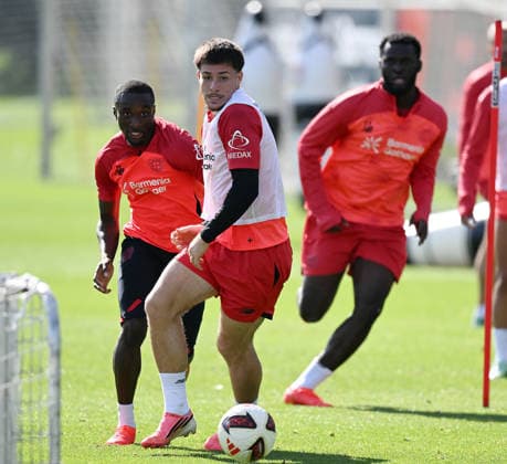 September 23, 2026, xophax, Soccer, Bundesliga 1, Bayer 04 Leverkusen training during the international break; from left to right: Moussa Diaby, Dustin Buck, Victor Boniface—all of Bayer 04 Leverkusen