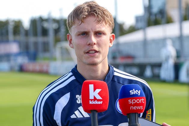 September 23, 2026, Soccer, FC Schalke 04 Training Session: Interview with Luca Vozar, FC Schalke 04, Gelsenkirchen, FC Schalke 04 Training Facility, North Rhine-Westphalia, Germany, xRHR, PHOTO YYx Copyright: RHR-FOTOx RHR-FOTO YY