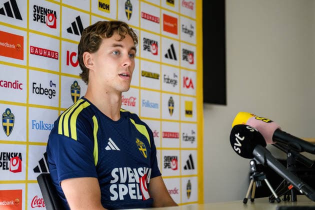 September 23, 2026: Hampus Skoglund of the Swedish men’s national soccer team in the mixed zone after a training session on September 23, 2026 in Stockholm. Photo by Jesper Zerman, BILDBYRAN, code JZ JZ0756: soccer, football, fotball, Nations League, UEFA Nations League, training, practice, Sweden, Sweden A, bbeng  Copyright: JESPERxZERMAN BB260923JZ076