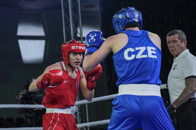 2026 European Boxing Championships SOFIA, BULGARIA - SEPTEMBER 23: Turkish boxer Gizem Ozer (red) competes against Barbora Maxova of the Czech Republic (blue) during their women s 60kg bout at the 2026 European Boxing Championships held at Asics Arena in Sofia, Bulgaria on September 23, 2026. Osmancan Gurdogan Anadolu Sofia Bulgaria. Editorial use only. Please get in touch for any other usage.  Copyright: x2026xAnadoluxOsmancanxGurdoganx