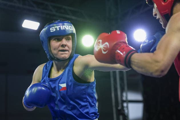 2026 European Boxing Championships SOFIA, BULGARIA - SEPTEMBER 23: Turkish boxer Gizem Ozer (red) competes against Barbora Maxova of the Czech Republic (blue) during their women s 60kg bout at the 2026 European Boxing Championships held at Asics Arena in Sofia, Bulgaria on September 23, 2026. Osmancan Gurdogan Anadolu Sofia Bulgaria. Editorial use only. Please get in touch for any other usage.  Copyright: x2026xAnadoluxOsmancanxGurdoganx