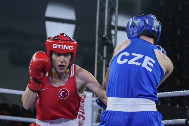 2026 European Boxing Championships SOFIA, BULGARIA - SEPTEMBER 23: Turkish boxer Gizem Ozer (red) competes against Barbora Maxova of the Czech Republic (blue) during their women s 60kg bout at the 2026 European Boxing Championships held at Asics Arena in Sofia, Bulgaria on September 23, 2026. Osmancan Gurdogan Anadolu Sofia Bulgaria. Editorial use only. Please get in touch for any other usage.  Copyright: x2026xAnadoluxOsmancanxGurdoganx