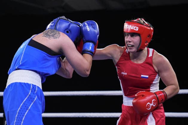 2026 European Boxing Championships SOFIA, BULGARIA - SEPTEMBER 23: Busenaz Surmeneli of Turkiye (blue) in action against Nadezhda Golubeva of Russia (red) during the Women s 70kg category match at the 2026 European Boxing Championships held at the Asics Arena in Sofia, Bulgaria, on September 23, 2026. Osmancan Gurdogan Anadolu Sofia Bulgaria. Editorial use only. Please get in touch for any other usage.  Copyright: x2026xAnadoluxOsmancanxGurdoganx
