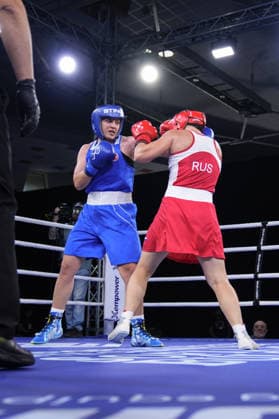 2026 European Boxing Championships SOFIA, BULGARIA - SEPTEMBER 23: Busenaz Surmeneli of Turkiye (blue) in action against Nadezhda Golubeva of Russia (red) during the Women s 70kg category match at the 2026 European Boxing Championships held at the Asics Arena in Sofia, Bulgaria, on September 23, 2026. Osmancan Gurdogan Anadolu Sofia Bulgaria. Editorial use only. Please get in touch for any other usage.  Copyright: x2026xAnadoluxOsmancanxGurdoganx
