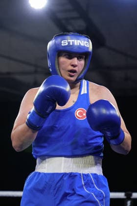 2026 European Boxing Championships SOFIA, BULGARIA - SEPTEMBER 23: Busenaz Surmeneli of Turkiye (blue) in action against Nadezhda Golubeva of Russia (red) during the Women s 70kg category match at the 2026 European Boxing Championships held at the Asics Arena in Sofia, Bulgaria, on September 23, 2026. Osmancan Gurdogan Anadolu Sofia Bulgaria. Editorial use only. Please get in touch for any other usage.  Copyright: x2026xAnadoluxOsmancanxGurdoganx