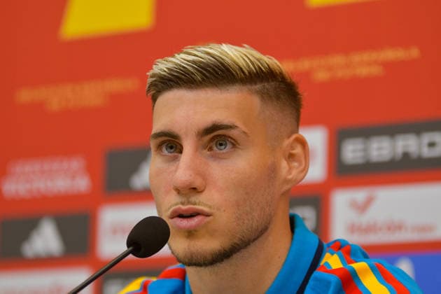 ESP press conference: Roberto Fernandez, a member of the Spanish national soccer team, attends his press conference ahead of the 2026–27 UEFA Nations League matches against Croatia, England, and the Czech Republic on September 23, 2026, in Las Rozas, Madrid, Spain Copyright: xAgenciaxLOFx