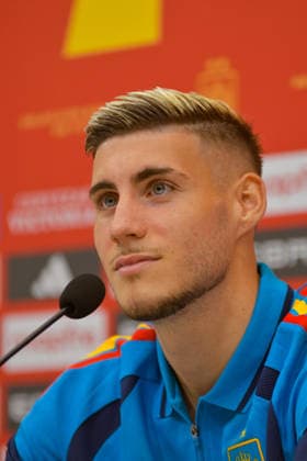ESP press conference: Roberto Fernandez, a member of the Spanish national soccer team, attends his press conference (PK, Pressekonferenz) ahead of the 2026–27 UEFA Nations League matches against Croatia, England, and the Czech Republic on September 23, 2026, in Las Rozas, Madrid, Spain Copyright: xAgenciaxLOFx