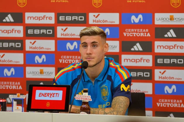 ESP press conference: Roberto Fernandez, a member of the Spanish national soccer team, attends his press conference (PK, Pressekonferenz) ahead of the 2026–27 UEFA Nations League matches against Croatia, England, and the Czech Republic on September 23, 2026, in Las Rozas, Madrid, Spain Copyright: xAgenciaxLOFx