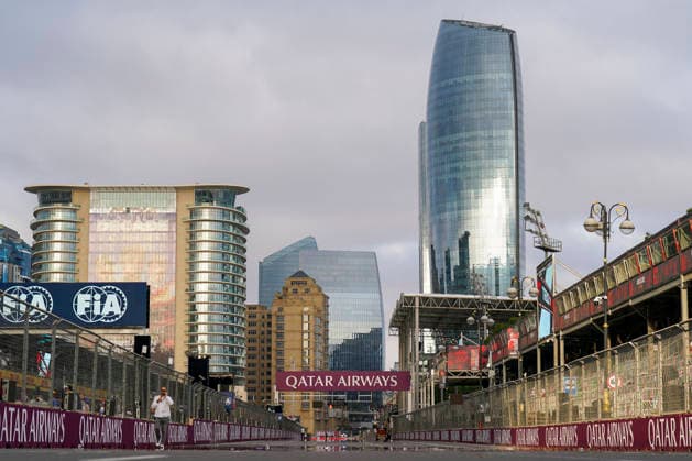 FORMULA 1 AZERBAIJAN GRAND PRIX 2026 General view of the Grid during the Formula 1 Qatar Airways Azerbaijan Grand Prix 2026, Round 15 of the 2026 Formula 1 World Championship, WM, Weltmeisterschaft from 24th - 26th September 2026 at the Baku City Circuit, Baku, Azerbaijan. Credit: Robbie Hoad Every Second Media Editorial use only. All images are copyright Every Second Media Limited. No images may be reproduced without prior permission. Copyright: xIMAGO EveryxSecondxMediax ESM-2183-0083 RobbiexHoadx xEveryxSecondxMediax