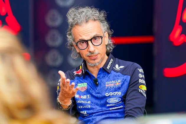 FORMULA 1 AZERBAIJAN GRAND PRIX 2026 Laurent Mekies (Red Bull Racing Team Principal) giving an interview during the Formula 1 Qatar Airways Azerbaijan Grand Prix 2026, Round 15 of the 2026 Formula 1 World Championship, WM, Weltmeisterschaft from 24th - 26th September 2026 at the Baku City Circuit, Baku, Azerbaijan. Credit: Robbie Hoad Every Second Media Editorial use only. All images are copyright Every Second Media Limited. No images may be reproduced without prior permission. Copyright: xIMAGO EveryxSecondxMediax ESM-2183-0089 RobbiexHoadx xEveryxSecondxMediax