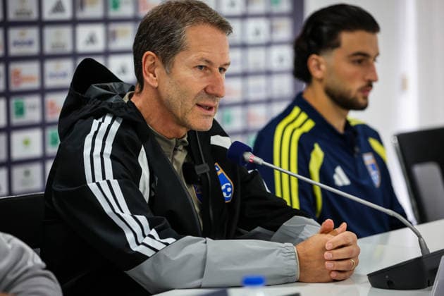 Kosovo Squad Training & press conference, PK, Pressekonferenz Fadil Vokrri Stadium, Pristina, Kosovo 23 9 2026 Manager Franco Foda Franco Foda 23 9 2026  Copyright: xx RB2_0494