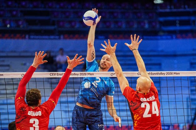 Slovenia s Alen Pajenk and Belgium s Ferre Reggers, Belgium s Martijn Colson in action during the quarter final match of the CEV Enel Eurovolley 2026, between Belgium and Slovenia, at the Palavela in Turin, north west Italy - Wednesday, September 23, 2026. .  Copyright: xMarcoxAlpozzi LaPressex