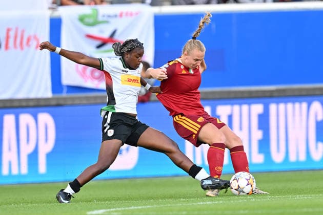 260923 OHL vs AS Roma Kadhiya de Ceuster (16) of OH Leuven Women fighting for the ball with Annalena Rieke (29) of Roma during the Uefa Women™s Champions League matchday 1 in the League phase game in season 2026 - 2027 between Oud Heverlee Leuven - OHL and AS Roma on September 23 , 2026 in Leuven, Belgium. (Photo by David Catry Sportpix) Leuven Den Dreef - King Power Flemish Brabant Belgium  Copyright: xSportpix.bex xDavidxCatryxDavidxCatryx