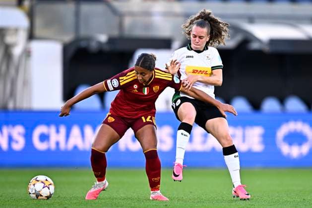 OH Leuven v AS Roma - UEFA Women s Champions League LEUVEN, BELGIUM - SEPTEMBER 23 : Ottey Ella defender of AS Roma and Bosteels Alixe midfielder of OH Leuven during the UEFA Women s Champions League 2026 27 League Phase MD1 match between OH Leuven and AS Roma on September 23, 2026 in Leuven, Belgium, 23 09 2026 Leuven Belgium  Copyright: xTomasxSiskx