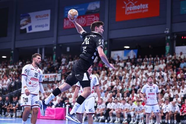 Goal by Lukas Zerbe of THW Kiel, 24 GER, TV Huettenberg vs. THW Kiel, Handball, DHB Cup, 2nd Round, 2026–2027 Season, September 23, 2026, Germany, TV Huettenberg vs. THW Kiel, Handball, DHB Cup, Round 2, 2026–2027 season, September 23, 2026, Wetzlar Copyright: xEibner-Pressefoto RenexWeissx EP_RWS