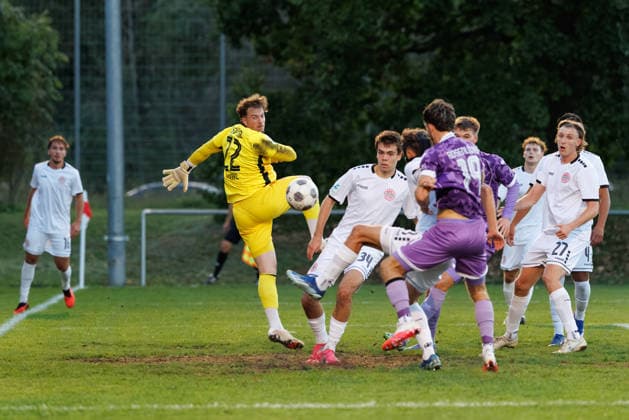 Maurice Merkl, 22, of TSV Landsberg with the TSV Landsberg team and the FC Ingolstadt 04 team during the match between TSV Landsberg and FC Ingolstadt 04, soccer, men s, Toto Cup, 2026–2027, quarterfinals on September 23, 2026, in Landsberg am Lech, Sportpark Bayern, Germany
