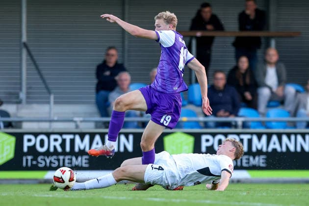 September 23, 2026, xkwix, soccer, exhibition match, SC Wiedenbrück vs. VfL Osnabrück, Jahnstadion, exhibition match, 2026–2027 Season: Leon Opitz (VfL Osnabrück 19) in a tackle against Julius Bochmann (SC Wiedenbrück 4)—the best tackle. DFB regulations prohibit any use of photographs as image sequences and or quasi-video. Photo: xKamilxWilkowskixPressefotoKochx North Rhine-Westphalia, Germany