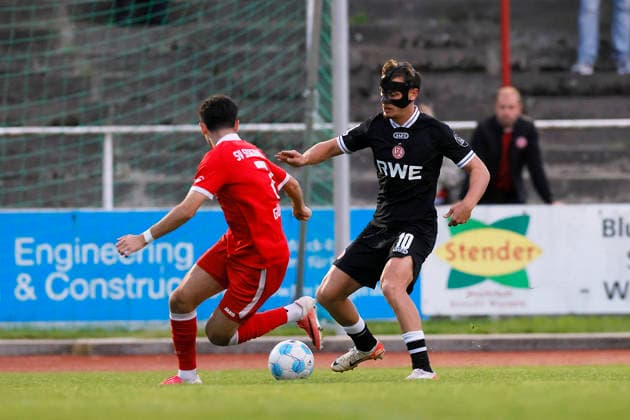 Soccer Friendly Match: SV Schermbeck vs. Rot-Weiss Essen on September 23, 2026, at the Volksbank Arena in Schermbeck. Marvin Obuz, Rot-Weiss Essen