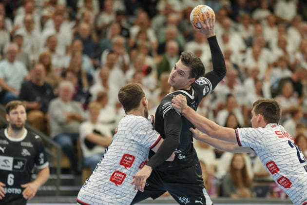 TV Hüttenberg vs. THW Kiel, DHB Cup: Domen Makuc (THW Kiel), 35th DHB Cup match of the second round between TV Hüttenberg and THW Kiel on September 23, 2026, at the Buderus Arena in Wetzlar, Wetzlar, Hesse, Germany; Buderus Arena