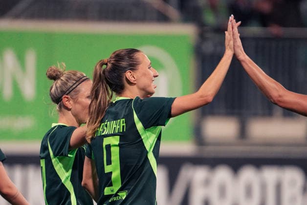 Germany Soccer UEFA Women s Europa Cup 2026–2027, 2nd Qualifying Round, First Leg: VfL Wolfsburg vs. SK Sturm Graz, AOK Stadium, Wolfsburg—Goal and goal celebration by Svenja Huth (VfL Wolfsburg Women), 10 Lara Praönikar (VfL Wolfsburg Women), 9 Copyright: xAymanxAlahmedx