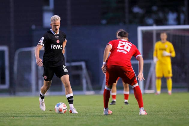 Soccer Friendly Match: SV Schermbeck vs. Rot Weiss Essen on September 23, 2026, at the Volksbank Arena in Schermbeck. Janne Sietan, Rot Weiss Essen