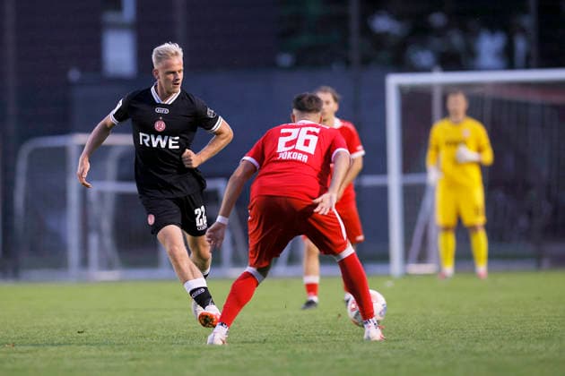 Soccer Friendly Match: SV Schermbeck vs. Rot Weiss Essen on September 23, 2026, at the Volksbank Arena in Schermbeck. Janne Sietan, Rot Weiss Essen