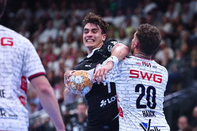 Julian Koester (THW Kiel), No. 7, in a one-on-one battle with Leif Haack (TV Huettenberg), No. 20, GER, TV Huettenberg vs. THW Kiel, Handball, DHB Cup, 2nd Round, 2026–2027 Season, September 23, 2026, GER, TV Huettenberg vs. THW Kiel, Handball, DHB Cup, 2nd Round, 2026–2027 season, September 23, 2026, Wetzlar Copyright: xEibner-Pressefoto RenexWeissx EP_RWS