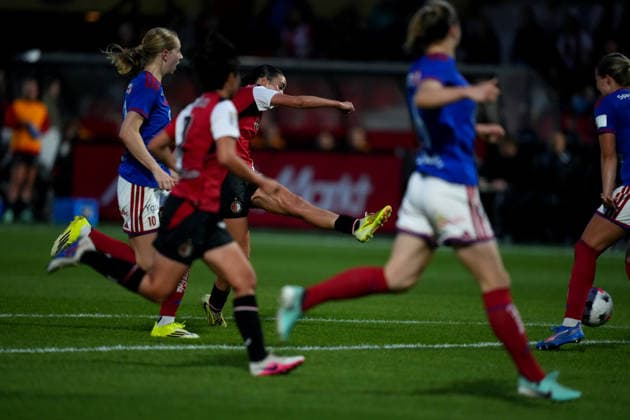 UEFA Women s Europa Cup: Feyenoord Rotterdam V1 v Valerenga Fotball Woman Woman Rotterdam - Tori Dellaperuta of Feyenoord Rotterdam V1 scores her team s first goal (1-1) during the second qualifying round 1st leg competition round of the 2026 2027 UEFA Women s Europa Cup season. The match is set between Feyenoord Rotterdam V1 and Valerenga Fotball Woman at Varkenoord on 23 September 2026 in Rotterdam, Netherlands (Hero Images Danny de Groot) Copyright: xDannyxdexGrootx