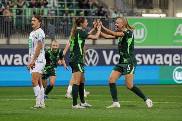 September 23, 2026, xgrfx, Soccer, UEFA Women s Europa Cup, VfL Wolfsburg vs. SK Sturm Graz, Smilla Vallotto scores the 3-0 goal for VfL Wolfsburg at AOK Stadium